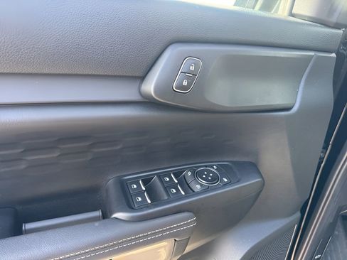 Used 2025 Ford Ranger XLT w/ Trailer Tow Package image 24