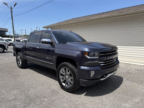Used 2018 Chevrolet Silverado 1500 LTZ Z71 w/ Centennial Edition AWD/4WD image 3