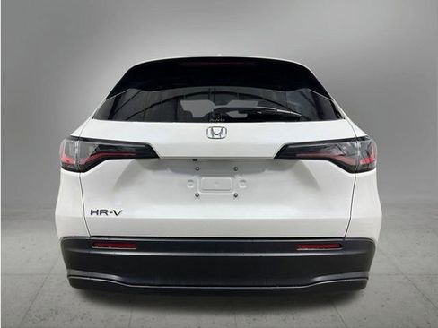 New 2027 Honda HR-V LX image 4