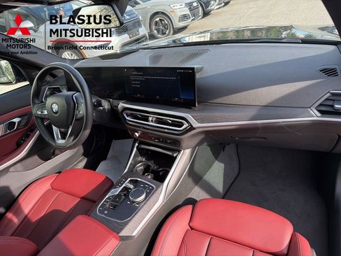 Used 2023 BMW 330i xDrive Sedan w/ Premium Package AWD/4WD image 35