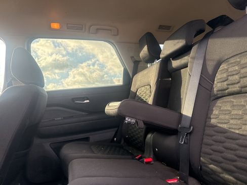 Certified 2022 Nissan Pathfinder S image 20