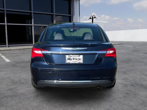 Used 2012 Chrysler 200 Touring image 6