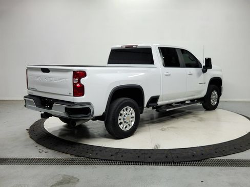 Used 2025 Chevrolet Silverado 2500 LT AWD/4WD image 8