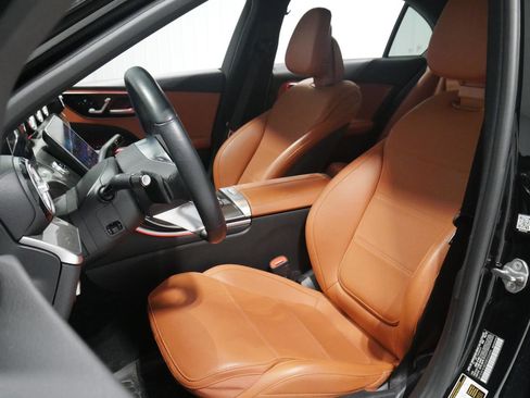 Used 2022 Mercedes-Benz C 300 4MATIC Sedan image 10