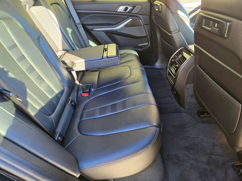 Used 2022 BMW X5 M50i w/ Premium Package image 18