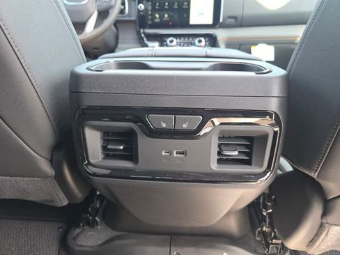 New 2026 GMC Sierra 1500 AT4 image 25