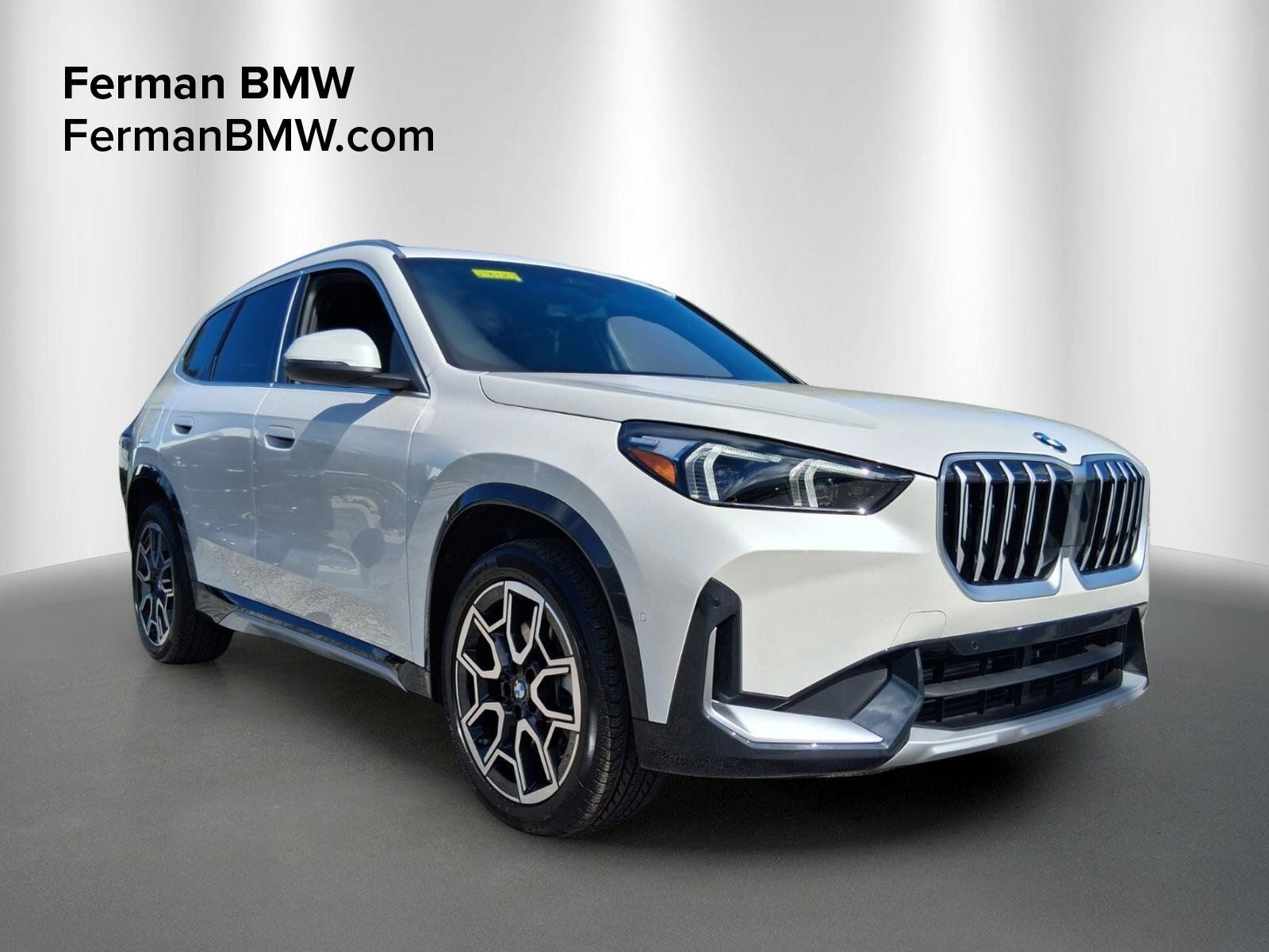 New 2027 BMW X1 xDrive28i AWD/4WD image 1