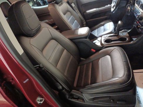 Used 2020 GMC Canyon Denali image 25