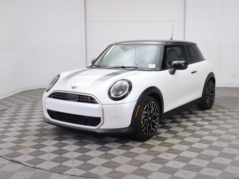 New 2026 MINI Cooper S image 1