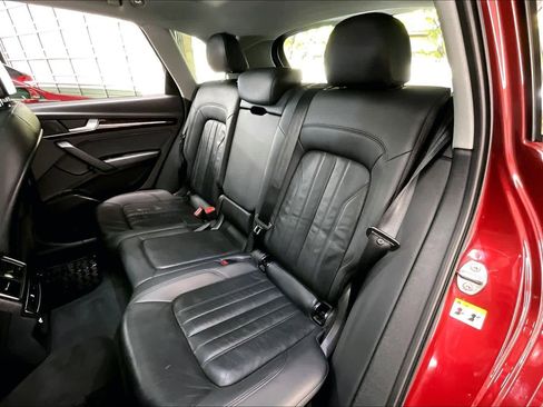 Used 2018 Audi Q5 2.0T Premium Plus w/ Premium Plus Package image 29