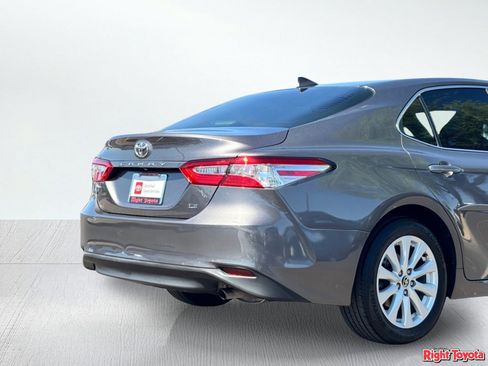 Certified 2020 Toyota Camry LE w/ Carpet Mat Package FWD image 11