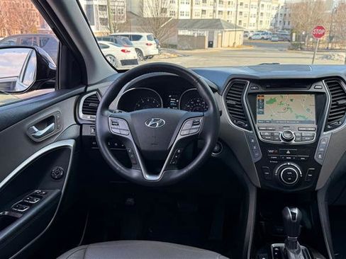 Used 2015 Hyundai Santa Fe Limited w/ Option Group 04 image 31