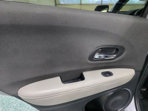 Used 2021 Honda HR-V LX image 20