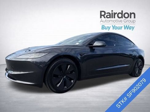 Used 2025 Tesla Model 3 Long Range RWD image 3