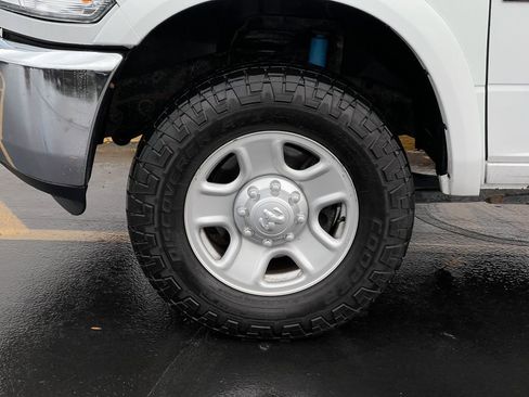 Used 2017 RAM 2500 Tradesman w/ Chrome Appearance Group image 34