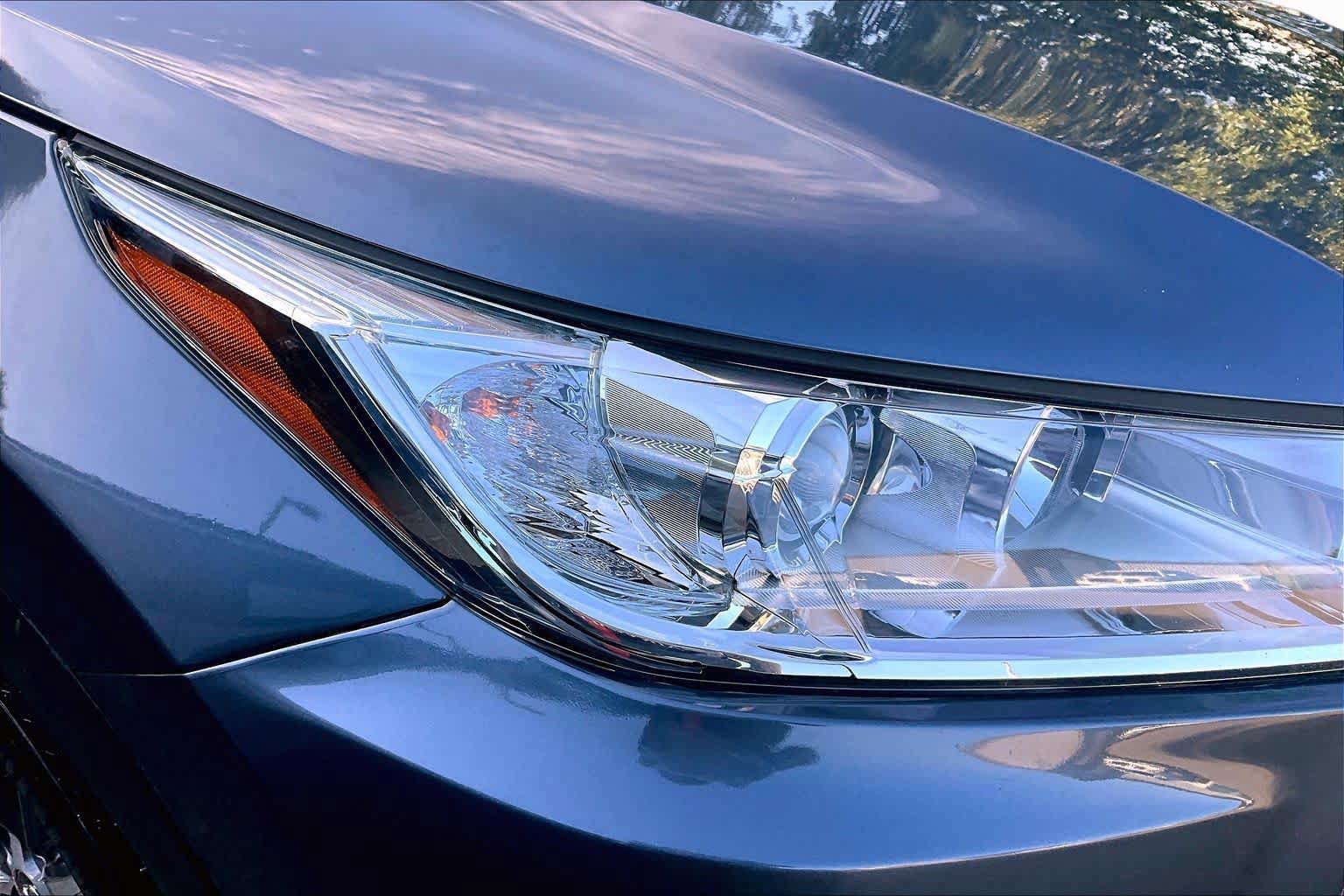 Used 2018 Toyota Highlander XLE AWD/4WD image 26