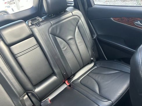 Used 2017 Lincoln MKX Reserve image 13