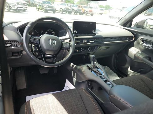Used 2025 Honda HR-V Sport image 10