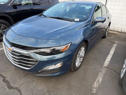 Used 2025 Chevrolet Malibu LT
