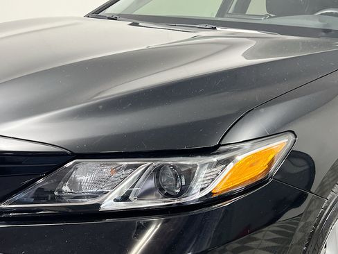Used 2023 Toyota Camry LE FWD image 12
