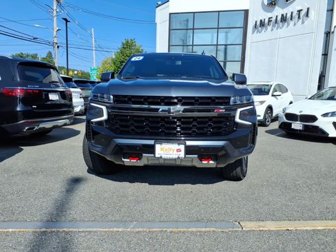 Used 2021 Chevrolet Tahoe Z71 w/ Luxury Package AWD/4WD image 2