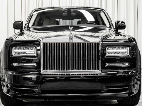Used 2013 Rolls-Royce Phantom Sedan image 37