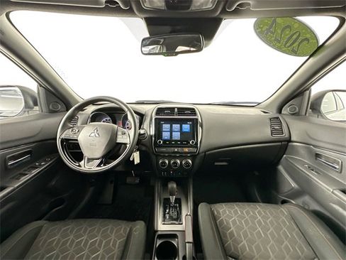 Used 2024 Mitsubishi Outlander Sport AWD image 3