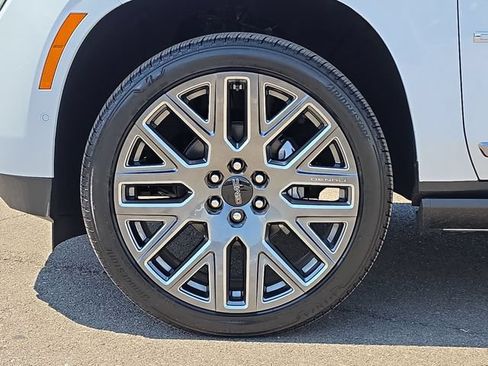 New 2026 GMC Yukon XL Denali Ultimate AWD/4WD image 22