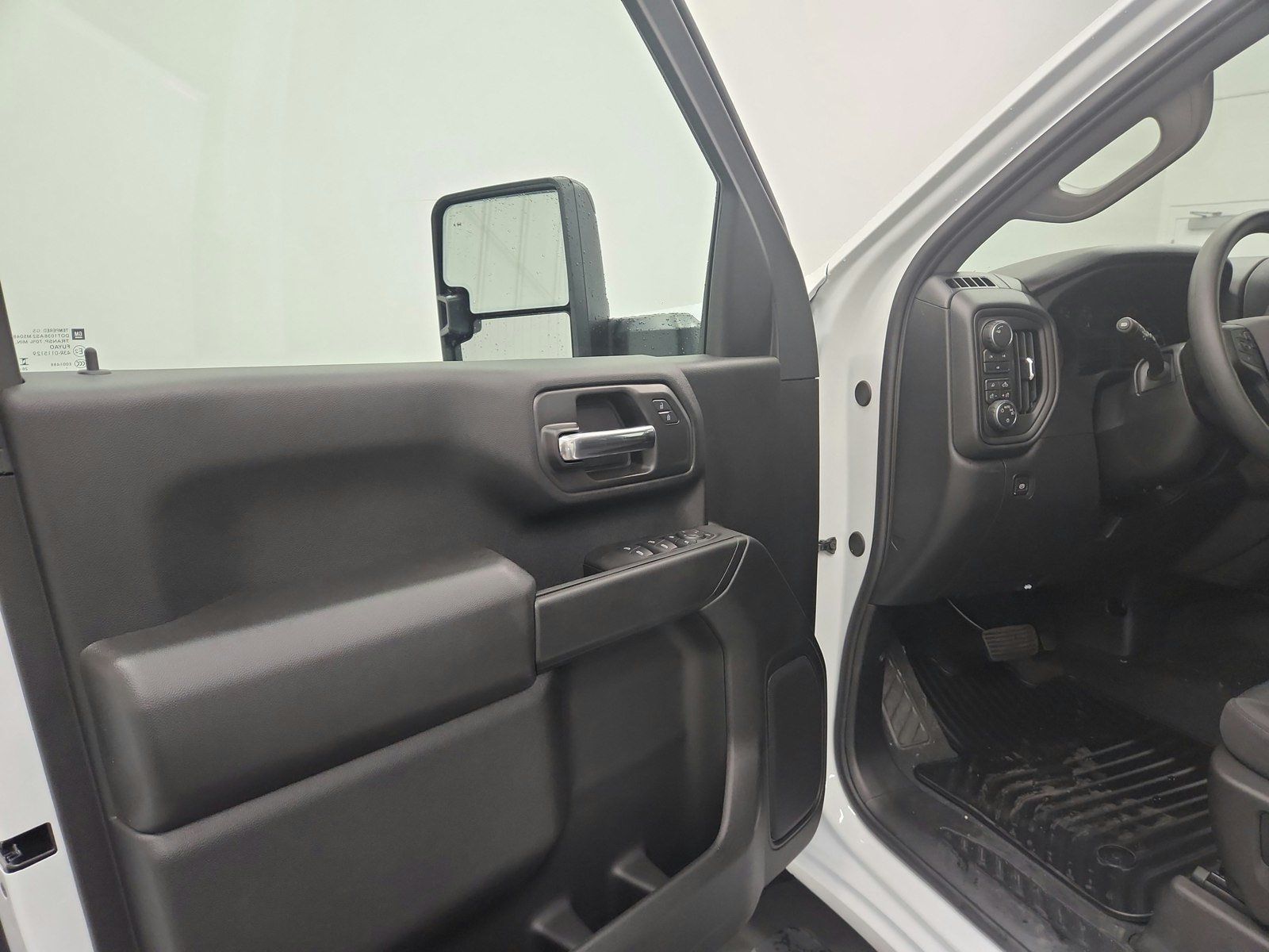 New 2026 Chevrolet Silverado 2500 Custom w/ Custom Value Package AWD/4WD image 39