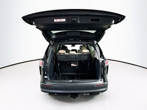 Used 2021 Toyota Sienna XLE w/ XLE Plus Package image 31