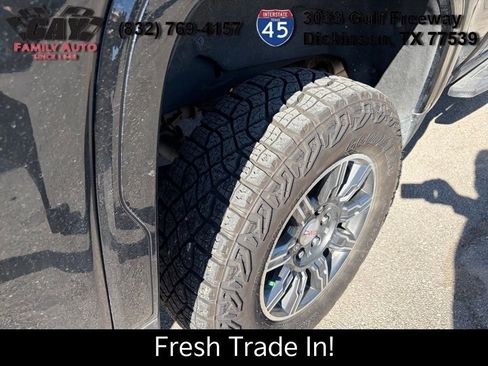 Used 2024 GMC Sierra 1500 AT4 w/ Technology Package image 8