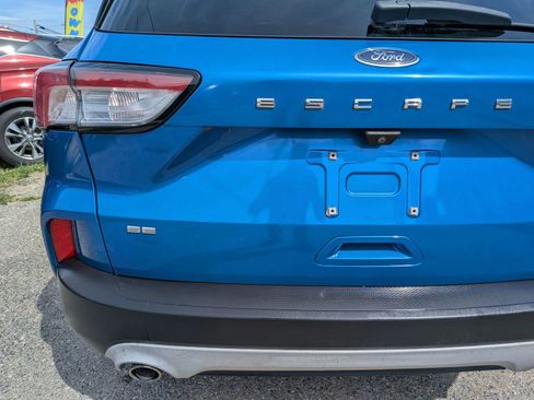 Used 2020 Ford Escape SE FWD image 14