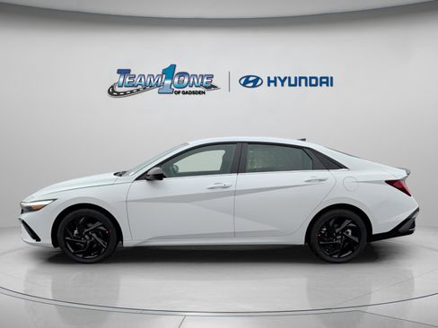 New 2026 Hyundai Elantra SEL Sport Premium image 5