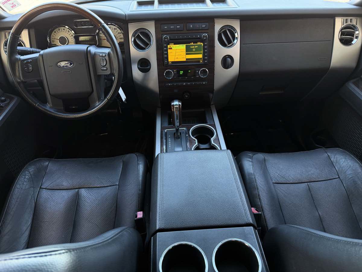 Used 2010 Ford Expedition EL Limited RWD image 20