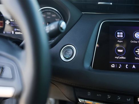 Certified 2022 Cadillac XT4 Premium Luxury w/ Technology Package image 18