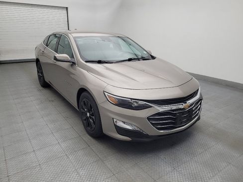 Used 2025 Chevrolet Malibu LT FWD image 13