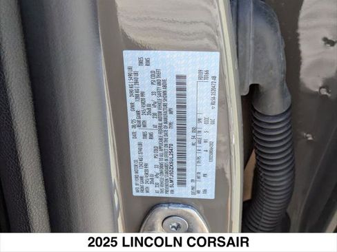 New 2025 Lincoln Corsair Grand Touring image 15