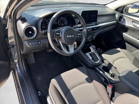 Used 2024 Kia Forte LXS FWD image 10