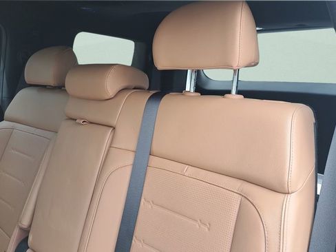 Used 2025 Hyundai Santa Fe Limited image 20