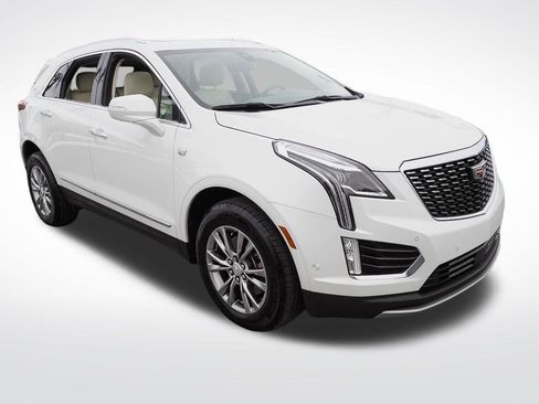 Used 2023 Cadillac XT5 Premium Luxury w/ Technology Package image 3