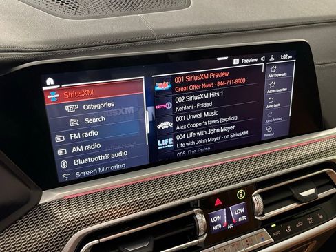 Used 2022 BMW X5 xDrive40i w/ M Sport Package image 26