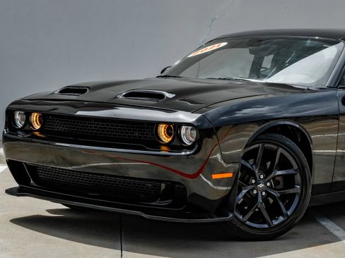 Used 2021 Dodge Challenger GT w/ Blacktop Package RWD image 5