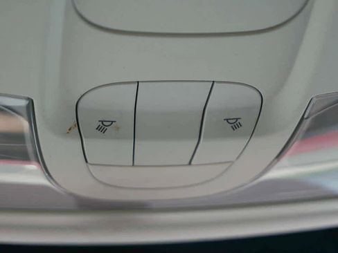 Used 2016 Jeep Renegade Sport w/ Power & Air Group image 29