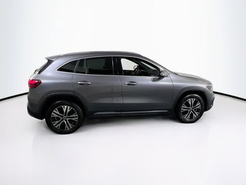 Used 2025 Mercedes-Benz GLA 250 4MATIC image 4