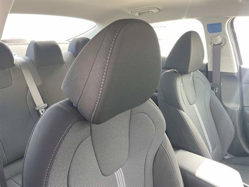 New 2026 Hyundai Elantra SE FWD image 27