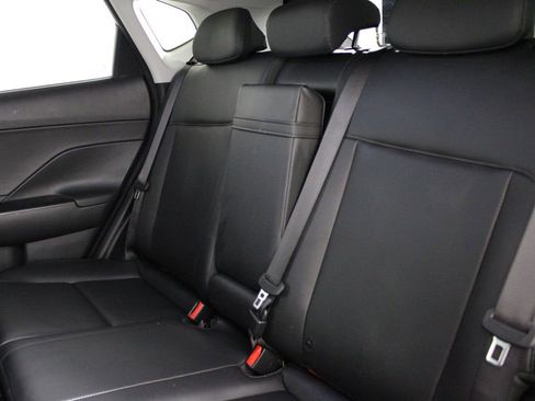 Certified 2025 Hyundai Kona Limited AWD/4WD image 19