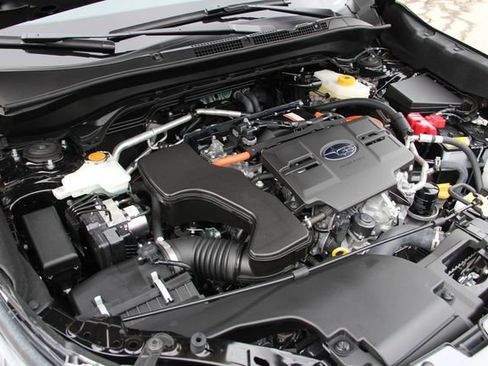 Certified 2025 Subaru Forester Limited AWD/4WD image 15
