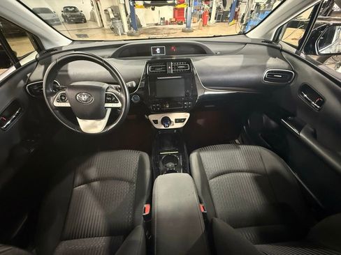 Used 2017 Toyota Prius Three w/ Advanced Technology Package FWD image 14