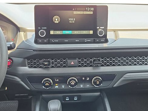 Used 2025 Honda Accord LX image 20
