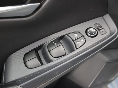 Used 2024 Nissan Sentra SV FWD image 39